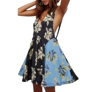 Free People Thought I Was Dreaming Dress Size Large Blue Black Floral Open Back